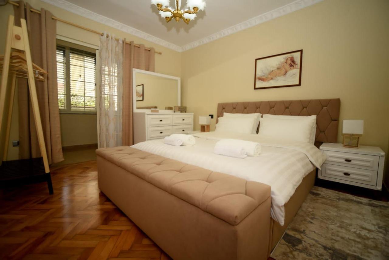 Amli Apartament Apartment Tirana Exterior photo